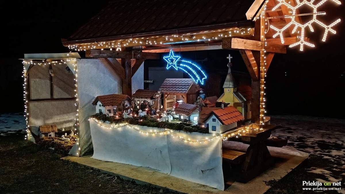 Praznična okrasitev pri Mali Nedelji