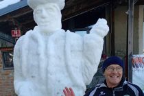 Snežna skulptura v središču Male Nedelje