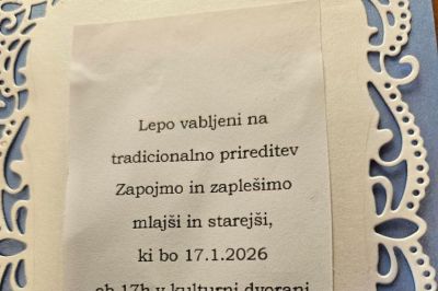 Zaigrajmo in zaplešimo mlajši in starejši