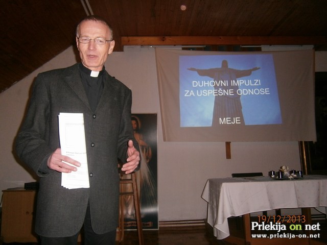 Posebni gost v pripravi na Božič je prof. msgr. dr. Stanislav Slatinek iz Maribora Posebni gost v pripravi na Božič je prof. msgr. dr. Stanislav Slatinek iz Maribora