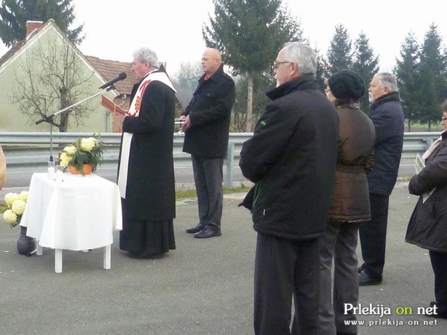 Blagoslov božičnega drevesa Blagoslov božičnega drevesa