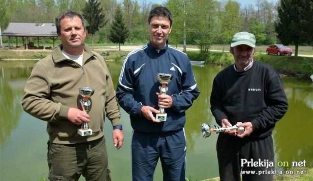 Ribiško tekmovanje v Podgradu Ribiško tekmovanje v Podgradu