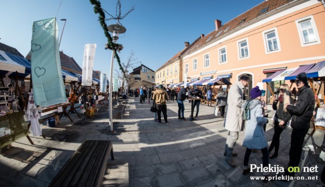 KOŠ božična tržnica v Ormožu