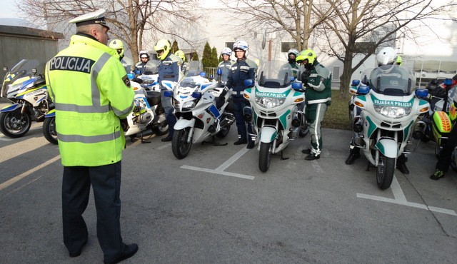 Da bi bila motoristična sezona prijetna in varna, se morate nanjo ustrezno pripraviti