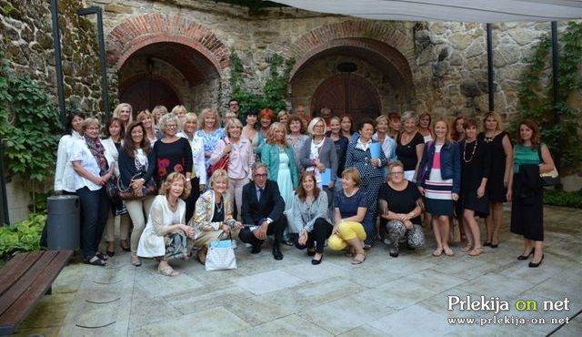 Srečanje članic Društva poslovnih žensk Slovenije Srečanje članic Društva poslovnih žensk Slovenije