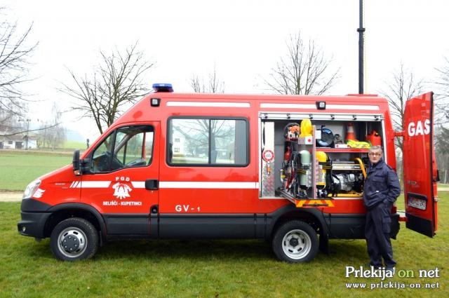 Širši javnosti so ponosno predstavili eno najpomembnejših pridobitev - novo gasilsko vozilo GV - 1