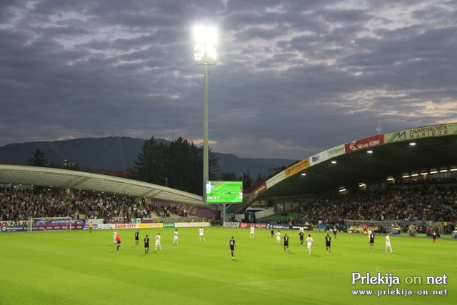 Slovenija - Nova Zelandija v Ljudskem vrtu