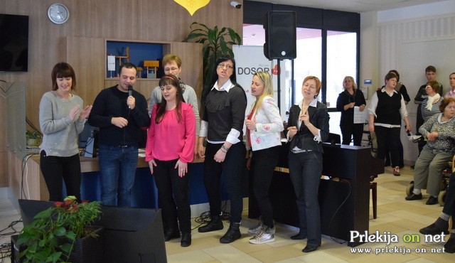 Pustno-valentinske karaoke, foto: Marija Erveš Pustno-valentinske karaoke, foto: Marija Erveš