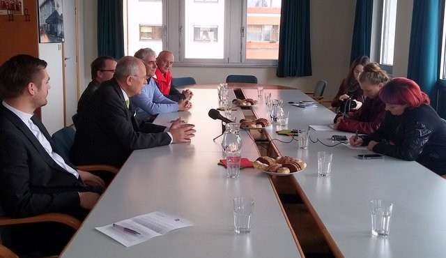 Elektro Maribor je namenil sredstva za pomoč humanitarnim organizacijam Elektro Maribor je namenil sredstva za pomoč humanitarnim organizacijam