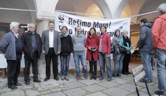 Filmski večer za reko Muro v Gradu Cmurek Filmski večer za reko Muro v Gradu Cmurek