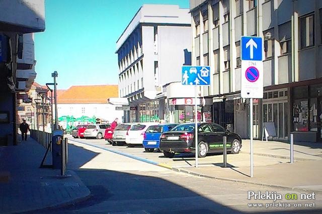 Glavni trg je ponovno odprt za promet Glavni trg je ponovno odprt za promet