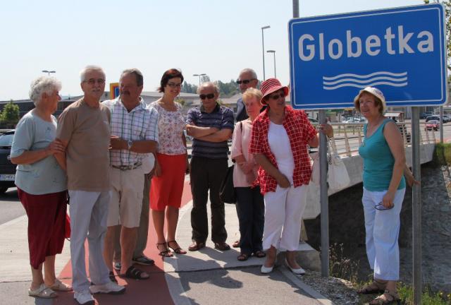 Tabla čez most sedaj nosi ime Globetka Tabla čez most sedaj nosi ime Globetka