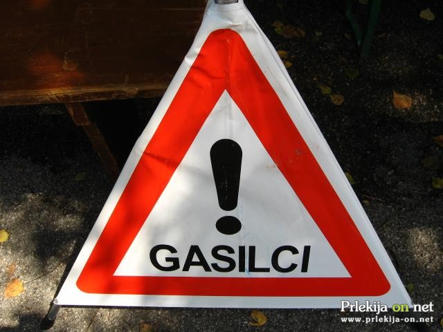Gasilci imajo te dni polne roke dela Gasilci imajo te dni polne roke dela