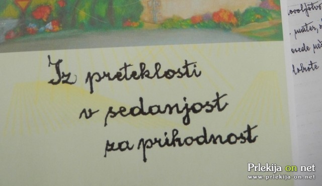 Iz preteklosti v sedanjost za prihodnost Iz preteklosti v sedanjost za prihodnost