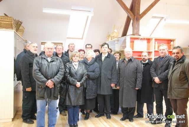 Izdelovalci domače obrti treh regij v Pomurju Izdelovalci domače obrti treh regij v Pomurju