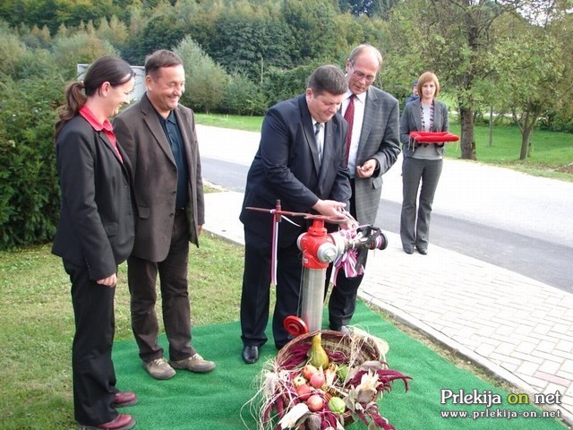 Slavnostni prerez traku Slavnostni prerez traku