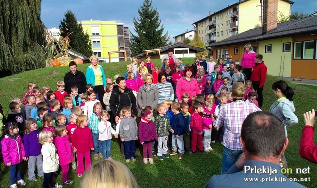 Otroštvo skozi čas Otroštvo skozi čas