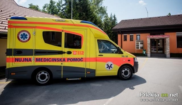 Reševalci NMP Ormož so poškodovanega kolesarja oskrbeli in odpeljali v UKC Maribor Reševalci NMP Ormož so poškodovanega kolesarja oskrbeli in odpeljali v UKC Maribor
