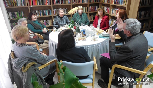 Literarni krožek DOSOR-ja Literarni krožek DOSOR-ja
