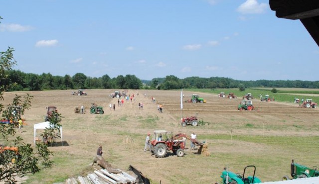 Regijsko tekmovanje v oranju iz leta 2012 je potekalo na isti njivi, kot bo letos državno prvenstvo