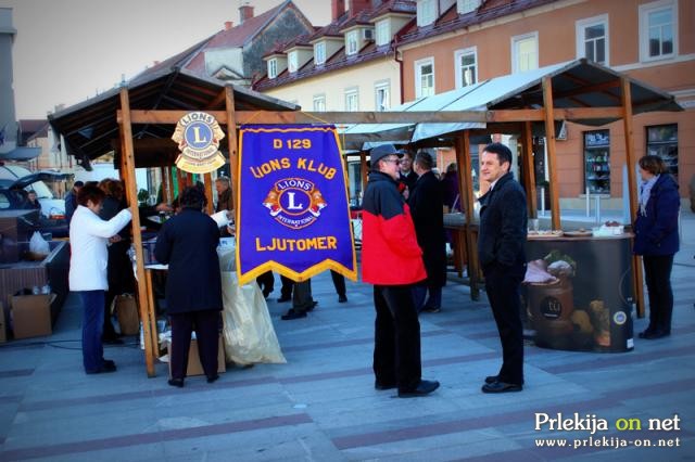 S svojo stojnico je na Božičnem bazarju sodeloval tudi Lions klub Ljutomer