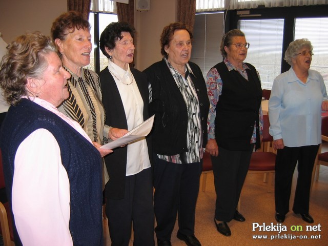 Ljudske pevke iz Logarovec Ljudske pevke iz Logarovec