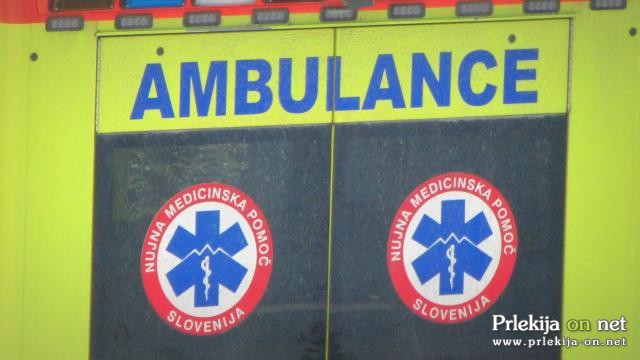 Reševalci so poškodovanega peljali na zdravljenje v SB Ptuj Reševalci so poškodovanega peljali na zdravljenje v SB Ptuj