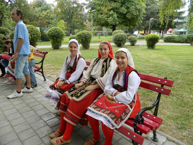 Makedonska dekleta