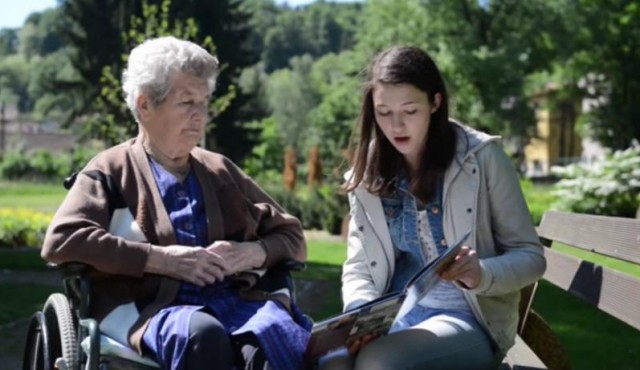 Medgeneracijsko branje je skupni projekt Splošne knjižnice, Gimnazije Frana Miklošiča in Doma starejših občanov v Ljutomeru Medgeneracijsko branje je skupni projekt Splošne knjižnice, Gimnazije Frana Miklošiča in Doma starejših občanov v Ljutomeru