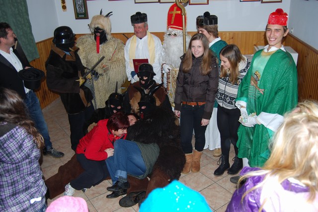 Miklavževanje na Sp. Krapju Miklavževanje na Sp. Krapju