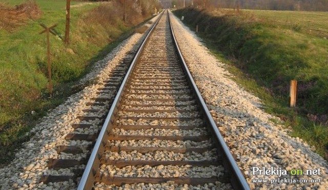 Železniški tiri