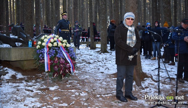 Slavnostni govornik na spominski slovesnosti Anton Peršak