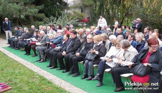 Glas mladosti proti vojni Glas mladosti proti vojni