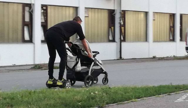 Sprehod z električno rolko Sprehod z električno rolko