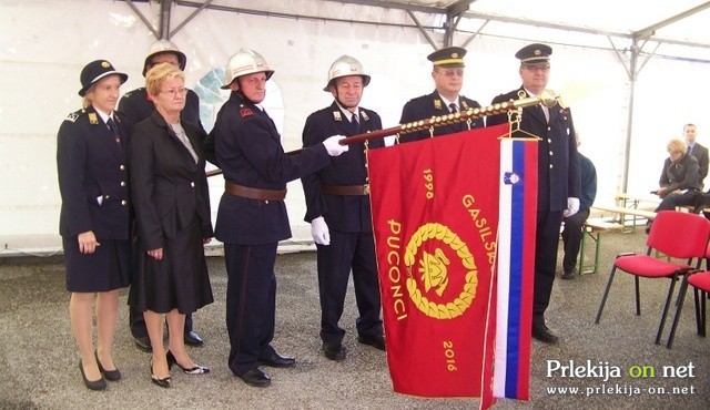 Razvili prvi gasilski veteranski prapor v zgodovini gasilstva v Pomurju