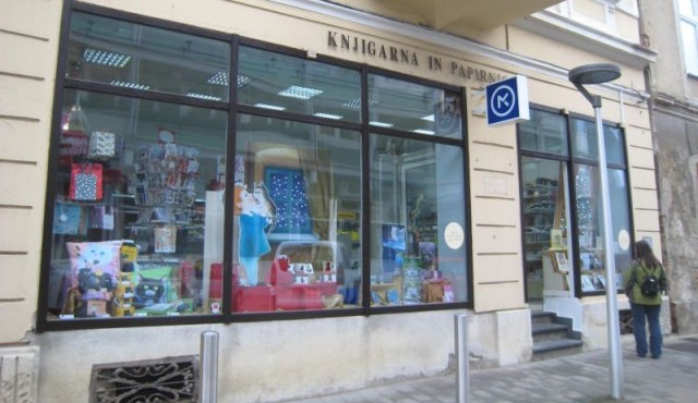 Klubski center Sveta knjige in Cicikluba Klubski center Sveta knjige in Cicikluba