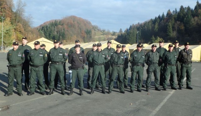 Slovaški policisti v Sloveniji, foto: policija.si