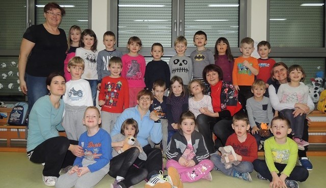 Noč v vrtcu Stročja vas Noč v vrtcu Stročja vas