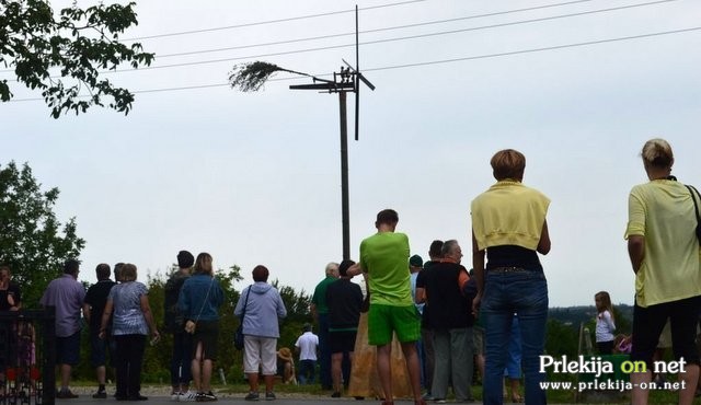 Postavljanje klopotca DV Mala Nedelja Postavljanje klopotca DV Mala Nedelja