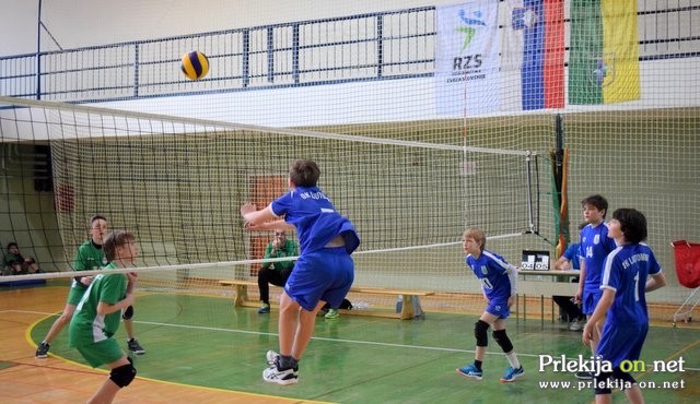 Mala odbojka OK Radenci – OK Ljutomer 2 : 1 Mala odbojka OK Radenci – OK Ljutomer 2 : 1