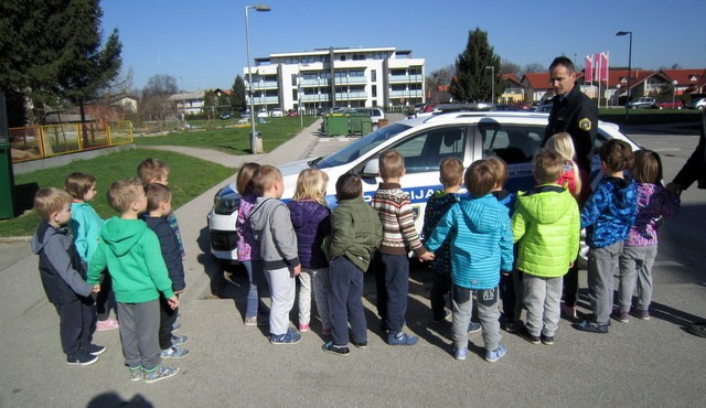 Policist v vrtcu Ljutomer