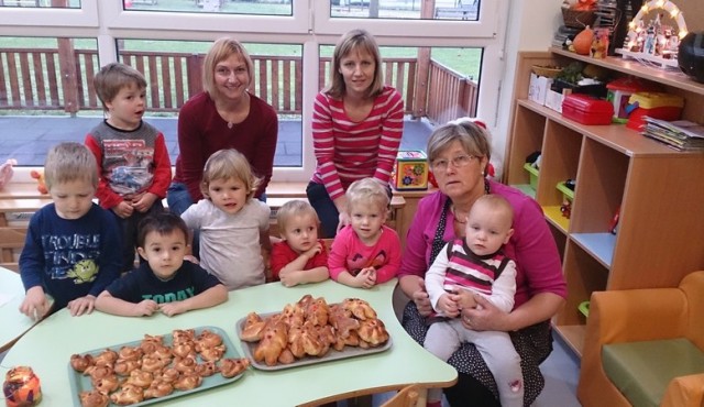 Peka parkljev v vrtcu Križevci Peka parkljev v vrtcu Križevci