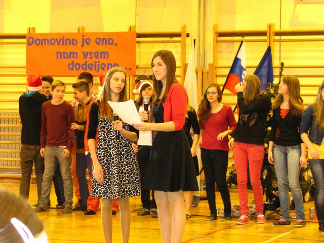 Praznično dogajanje na OŠ Ljutomer Praznično dogajanje na OŠ Ljutomer