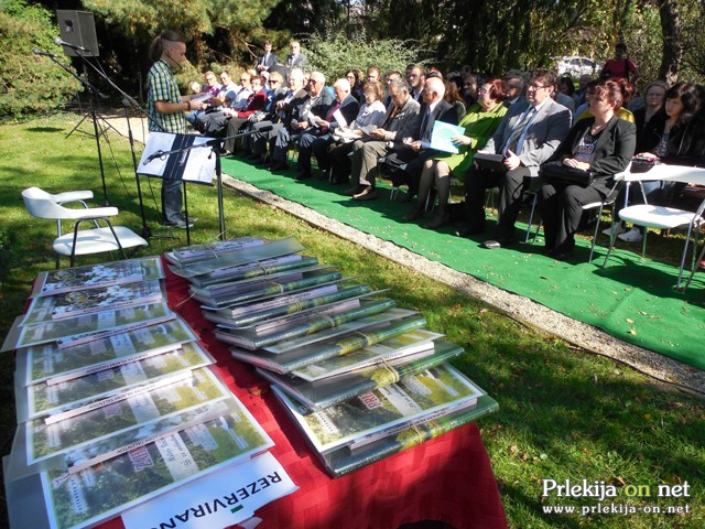 Podelitev priznanj literarnega natečaja UŠF Podelitev priznanj literarnega natečaja UŠF