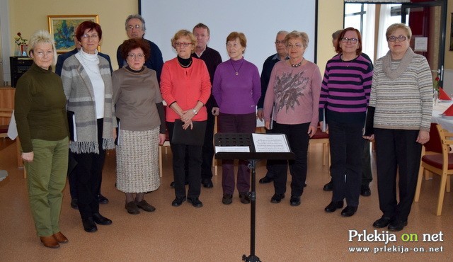 Mešani pevski zbor Društva upokojencev Slivnica