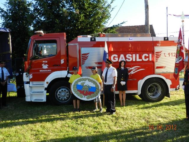 Prevzem gasilskega vozila PGD Branoslavci Prevzem gasilskega vozila PGD Branoslavci
