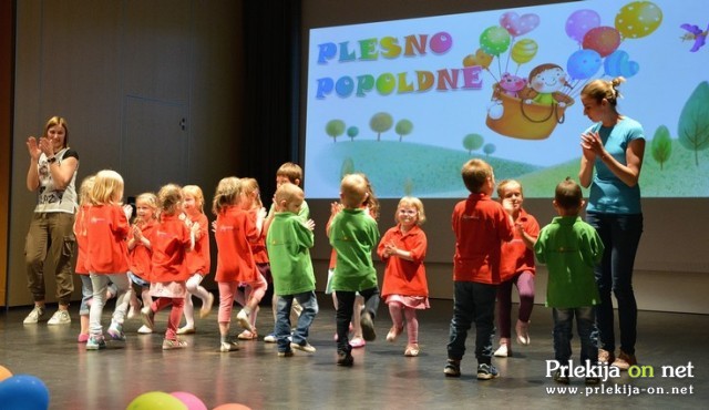 Plesno popoldne v vrtcu Sonček Plesno popoldne v vrtcu Sonček