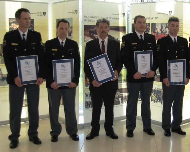 Policisti PP Ljutomer in občan uvrščeni v finalni izbor za Junaka Slovenije 2013