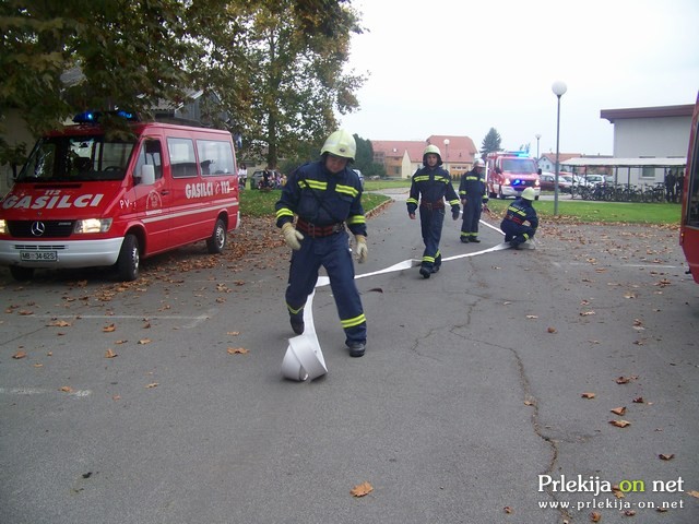 Požar na OŠ Veržej - vaja Požar na OŠ Veržej - vaja
