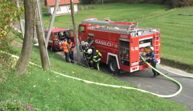 Požar so pogasili gasilci PGD Koračice, Pršetinci in Trnovci